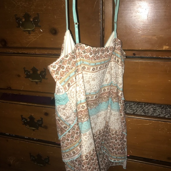 Patterned Top - Picture 2 of 2